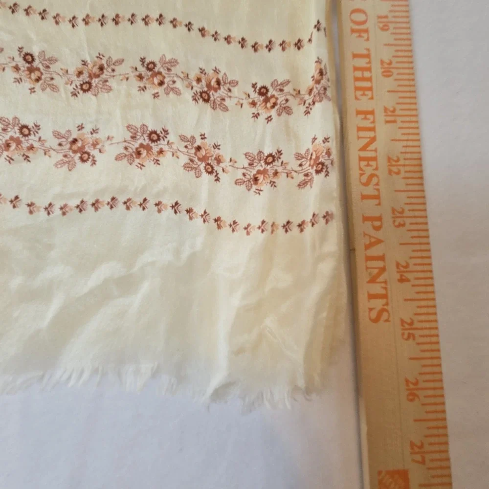 Vintage Casa Japan Silk Wool Floral Scarf Cream Ivory Romantic Boho Fringe‎